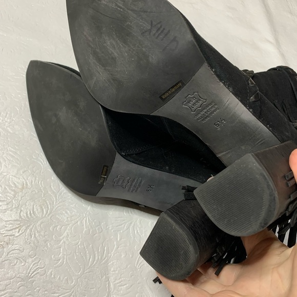 Kennel & Schmenger Miley Fringe Suede Pointed Toe Heeled Boots - Picture 7 of 8